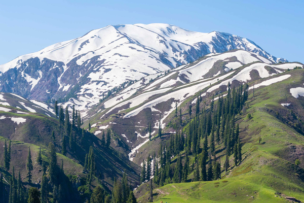 Visit to Shogran, Siri Paye