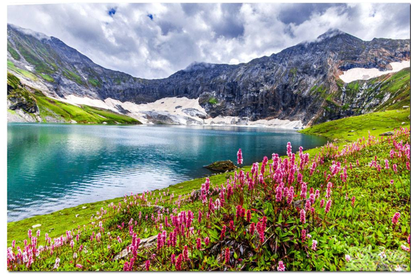 Jeep Ride & Visit to Ratti Gali lake