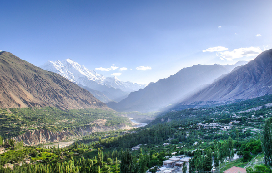 5 Days Private Tour to Hunza Valley, Karimabad & China Border